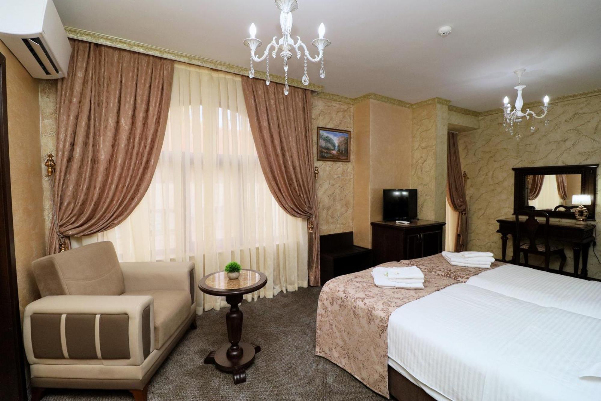 Asa Boutique Hotel Haskovo Esterno foto